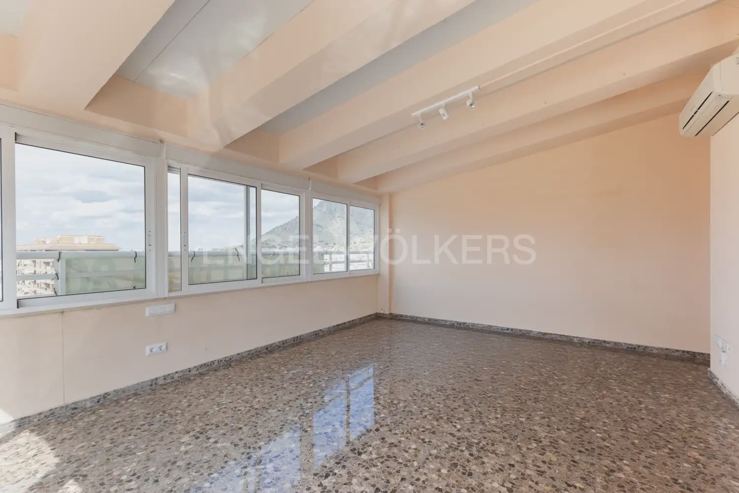 Ático de 5 habitaciones en Cullera en venta - 562.500 € (Ref: 9897996)