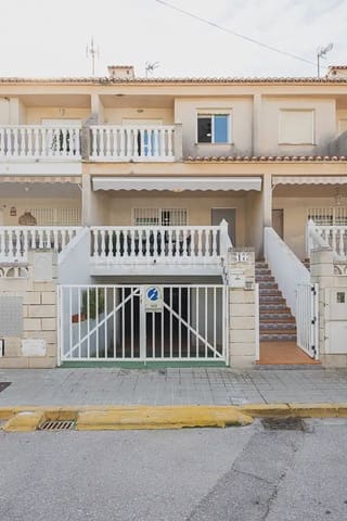 5 bedroom Townhouse for sale in Mareny de Barraquetes, Sueca with garage - € 295,000 (Ref: 9897997)