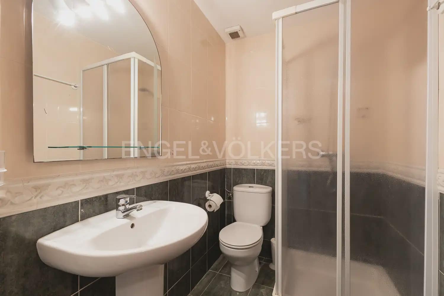 5 slaapkamer Huis te koop in Sueca met garage - € 295.000 (Ref: 9897997)