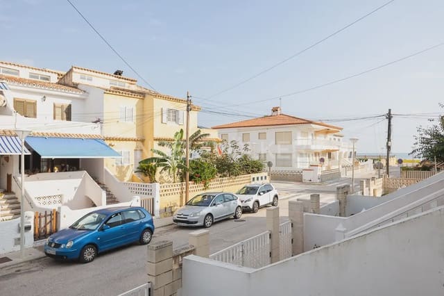 5 bedroom Townhouse for sale in Mareny de Barraquetes, Sueca with garage - € 295,000 (Ref: 9897997)