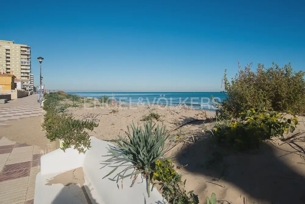 5 slaapkamer Huis te koop in Sueca met garage - € 295.000 (Ref: 9897997)