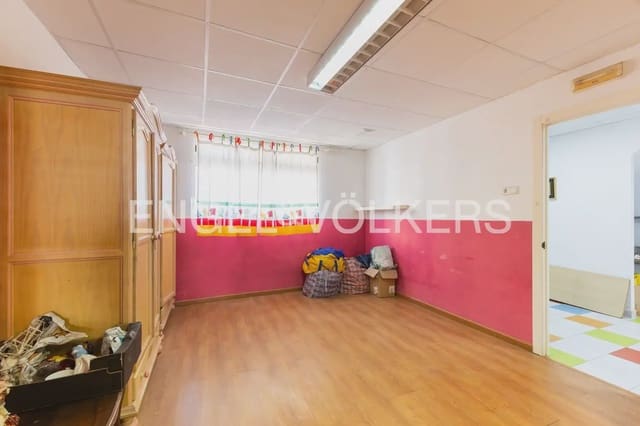 4 bedroom Townhouse for sale in Burjassot - € 290,000 (Ref: 9897998)