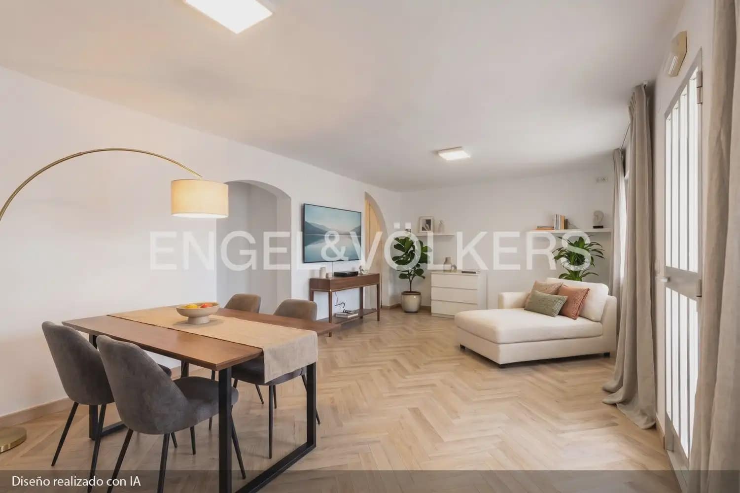 4 bedroom Townhouse for sale in Burjassot - € 290,000 (Ref: 9897998)