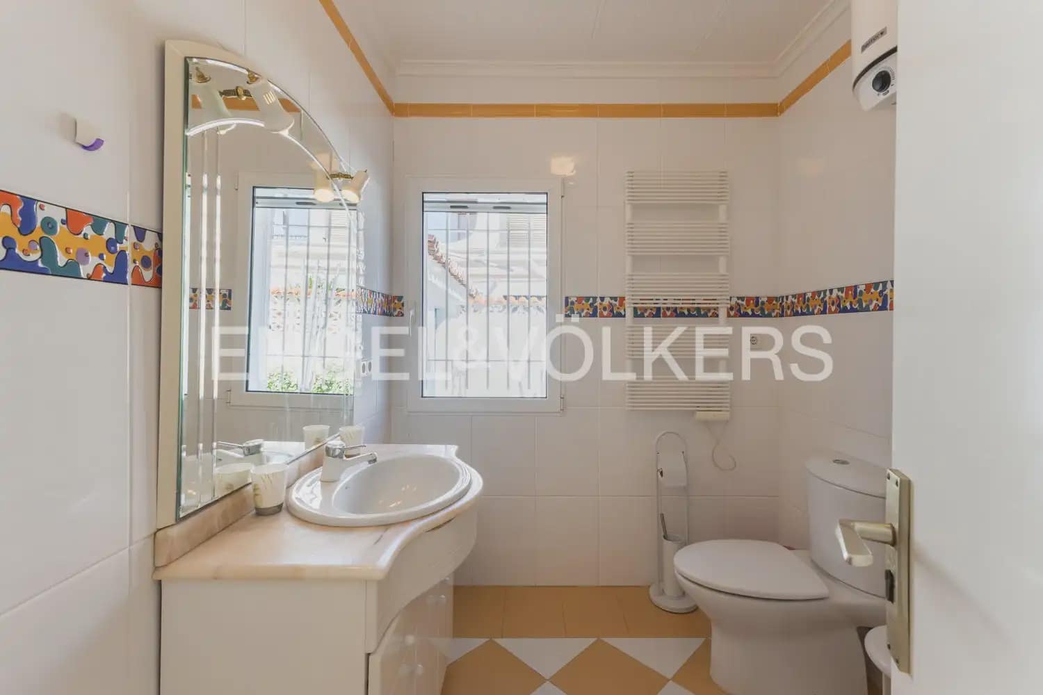 6 bedroom Villa for sale in Sagunto / Sagunt with pool garage - € 725,000 (Ref: 9897999)