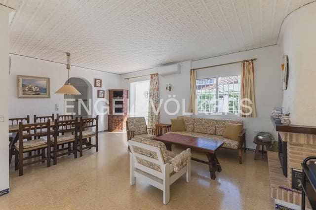 6 bedroom Villa for sale in Almarda, Sagunto / Sagunt - € 725,000 (Ref: 9897999)