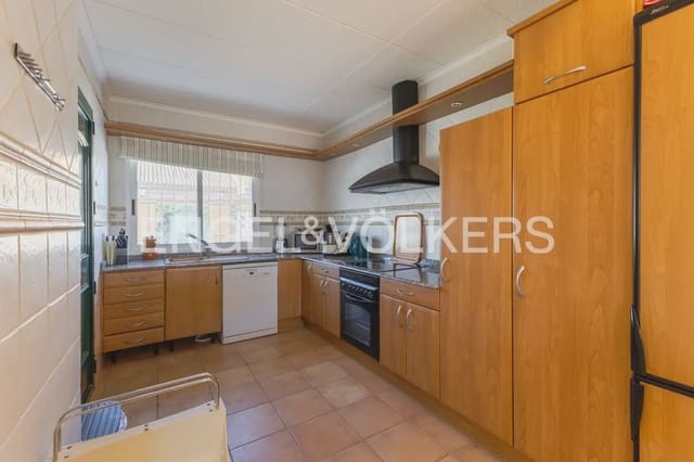 6 bedroom Villa for sale in Almarda, Sagunto / Sagunt - € 725,000 (Ref: 9897999)