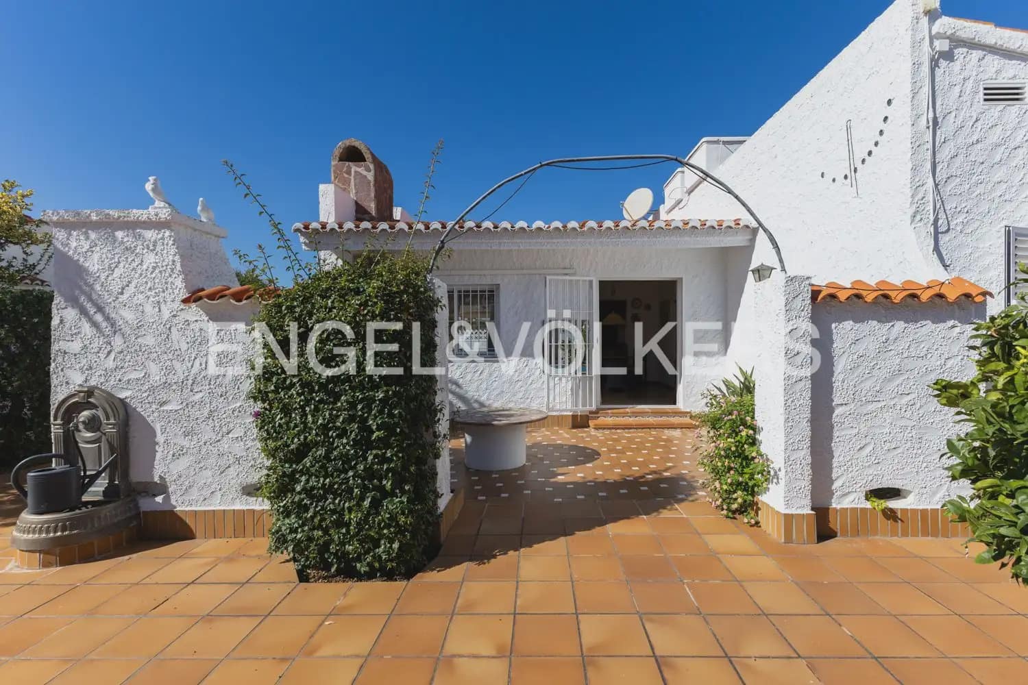 6 bedroom Villa for sale in Sagunto / Sagunt with pool garage - € 725,000 (Ref: 9897999)