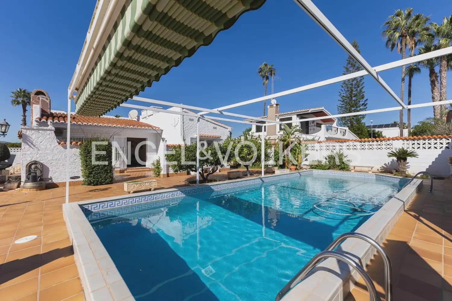 6 bedroom Villa for sale in Sagunto / Sagunt with pool garage - € 725,000 (Ref: 9897999)