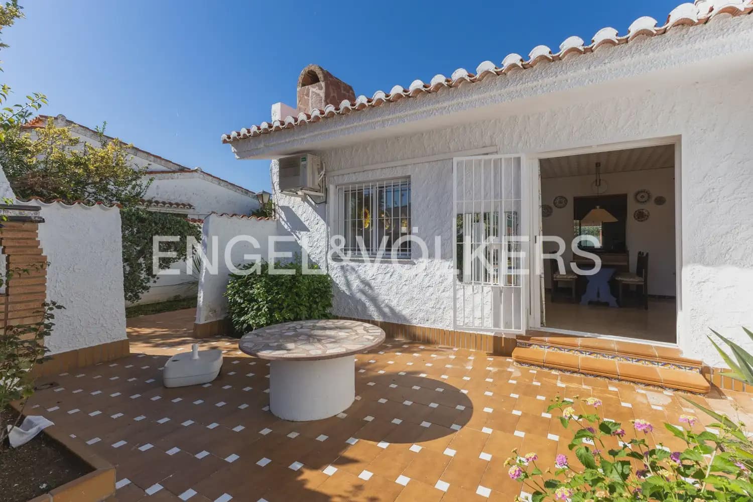6 bedroom Villa for sale in Sagunto / Sagunt with pool garage - € 725,000 (Ref: 9897999)