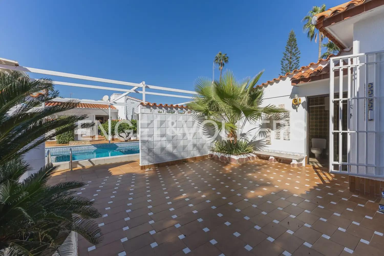 6 bedroom Villa for sale in Sagunto / Sagunt with pool garage - € 725,000 (Ref: 9897999)