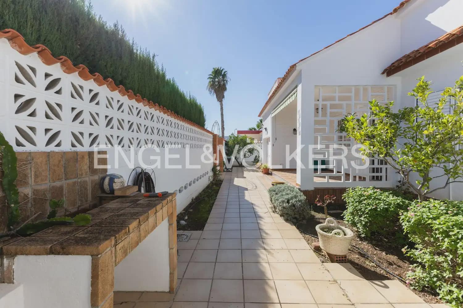 6 bedroom Villa for sale in Sagunto / Sagunt with pool garage - € 725,000 (Ref: 9897999)