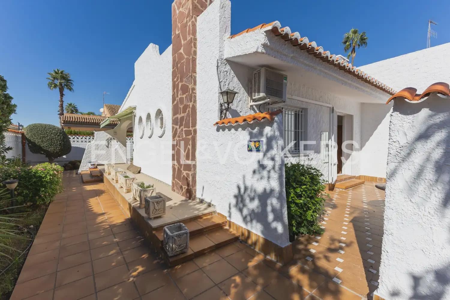 6 bedroom Villa for sale in Sagunto / Sagunt with pool garage - € 725,000 (Ref: 9897999)