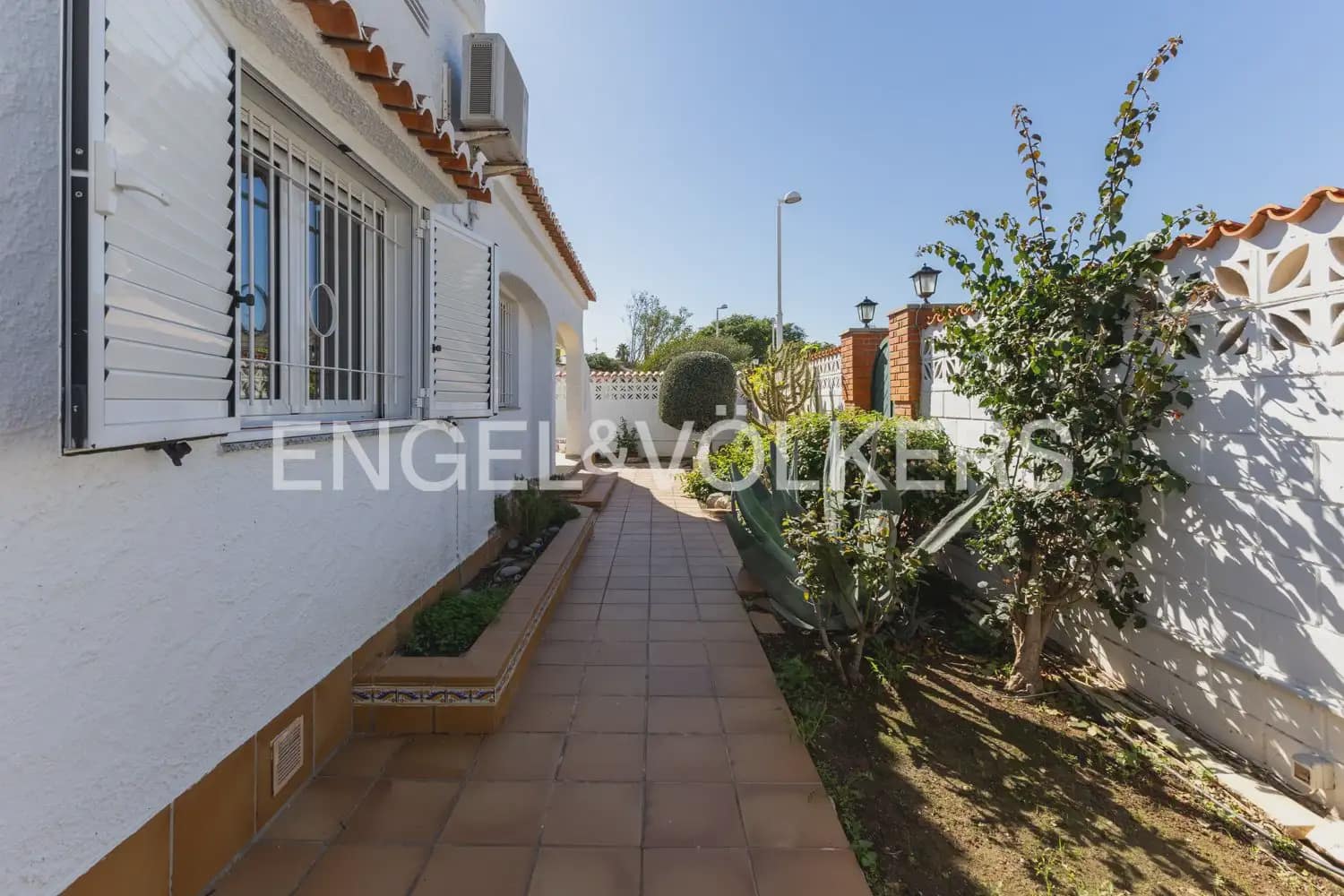 6 bedroom Villa for sale in Sagunto / Sagunt with pool garage - € 725,000 (Ref: 9897999)