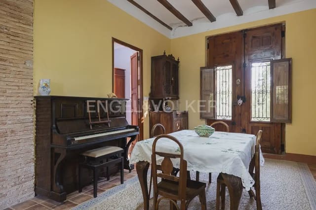 5 bedroom Finca/Country House for sale in Carcaixent with pool garage - € 545,000 (Ref: 9898000)