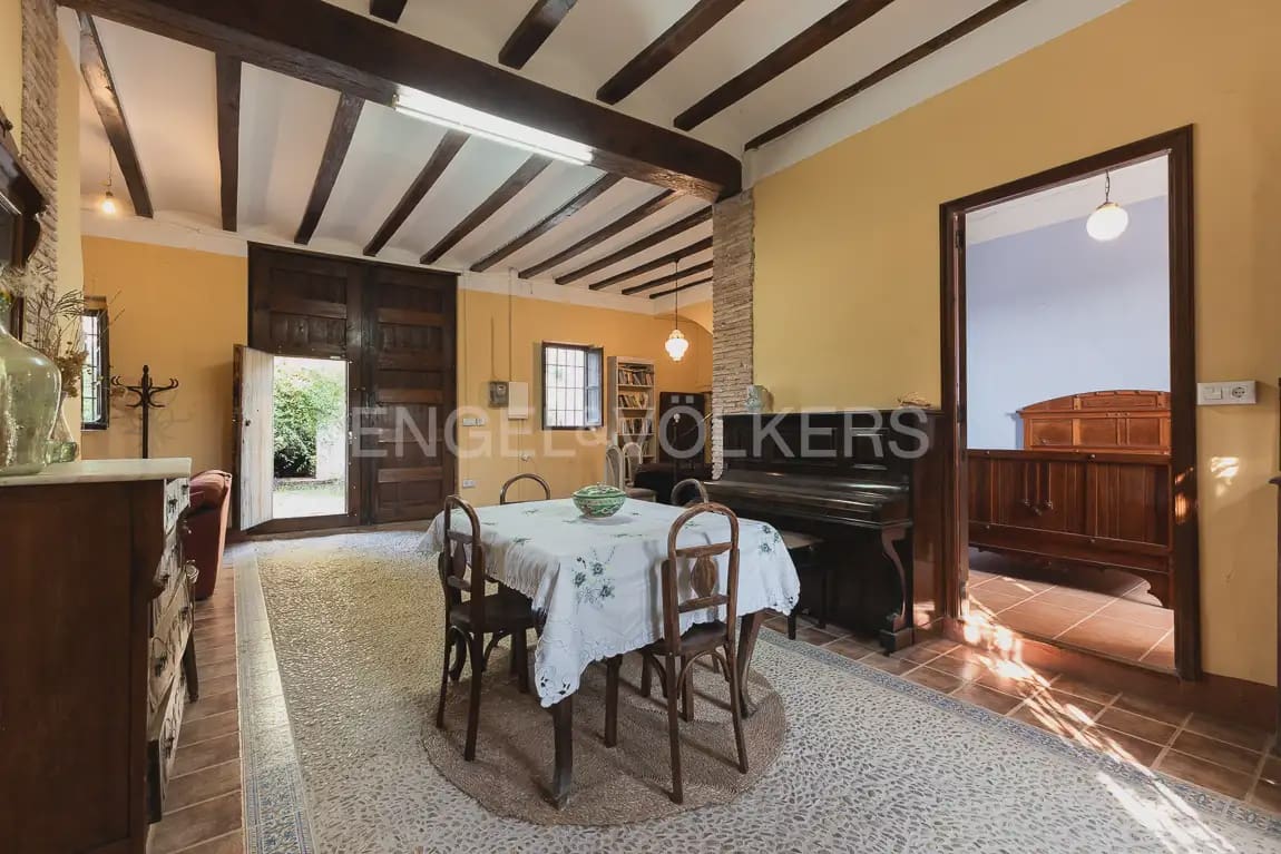 5 bedroom Finca/Country House for sale in Carcaixent with pool garage - € 545,000 (Ref: 9898000)