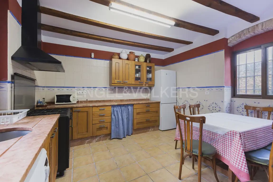 5 bedroom Finca/Country House for sale in Carcaixent with pool garage - € 545,000 (Ref: 9898000)