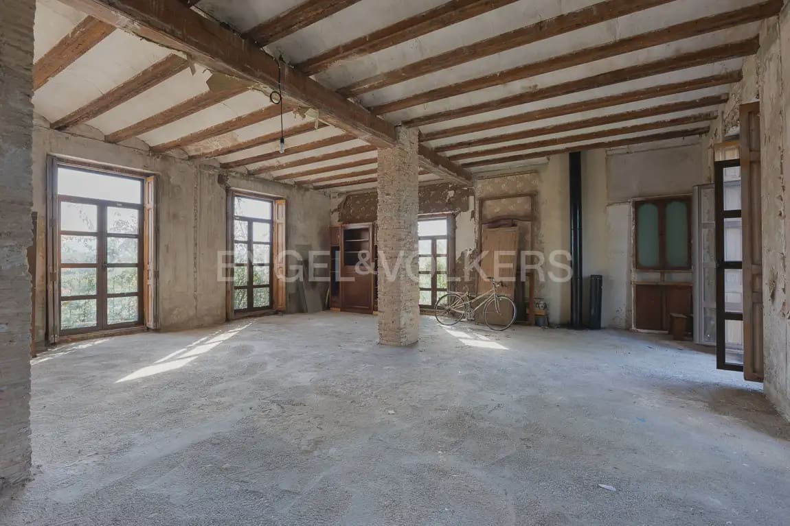 5 bedroom Finca/Country House for sale in Carcaixent with pool garage - € 545,000 (Ref: 9898000)