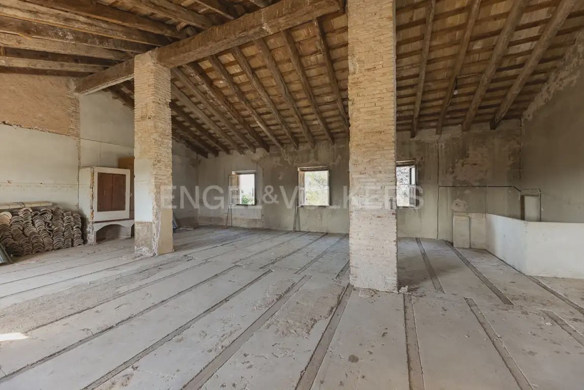5 bedroom Finca/Country House for sale in Carcaixent with pool garage - € 545,000 (Ref: 9898000)
