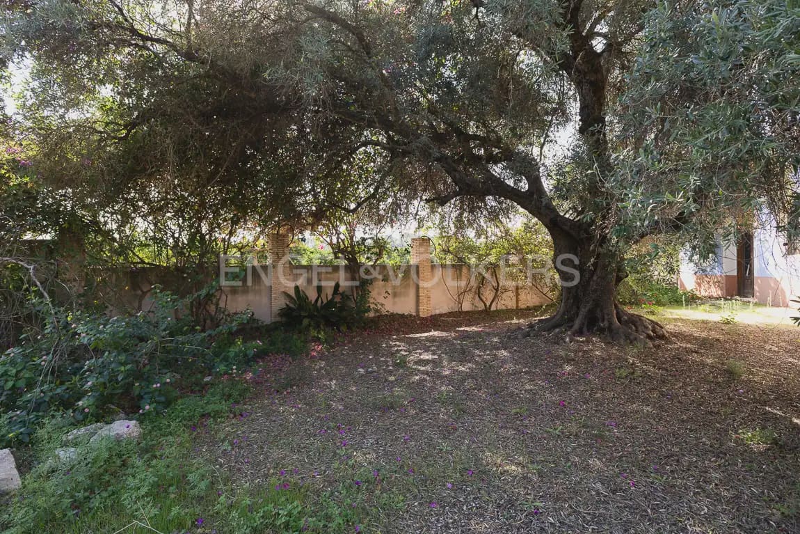 5 bedroom Finca/Country House for sale in Carcaixent with pool garage - € 545,000 (Ref: 9898000)