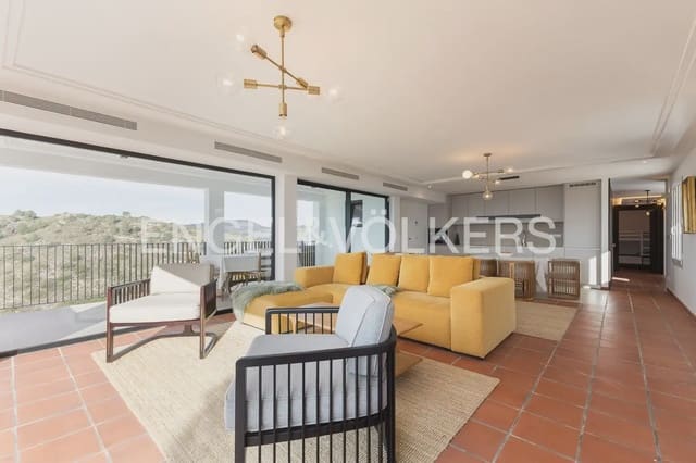 3 bedroom Villa for rent in Alginet with pool - € 3,300 (Ref: 9898001)