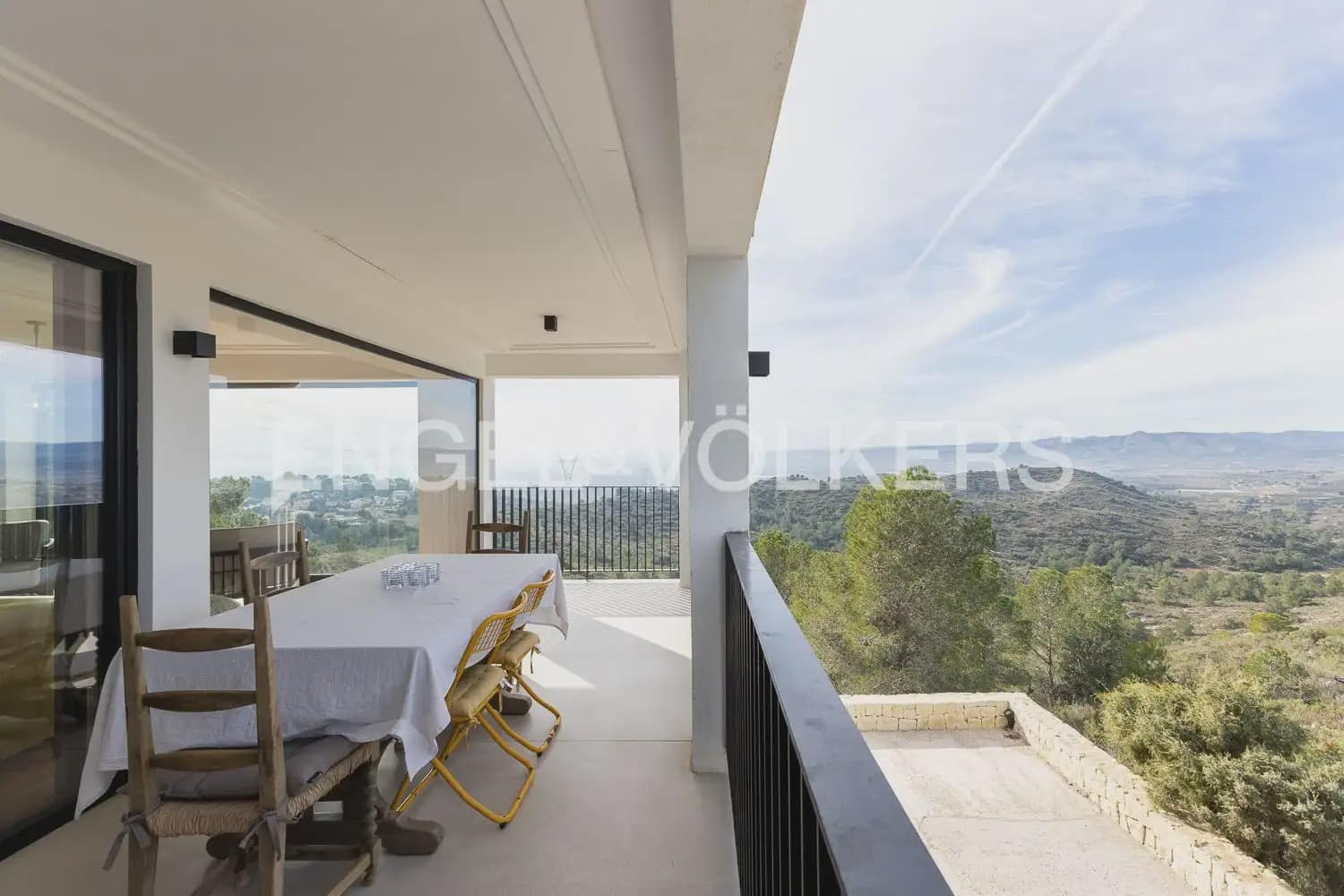 3 bedroom Villa for rent in Alginet with pool - € 3,300 (Ref: 9898001)