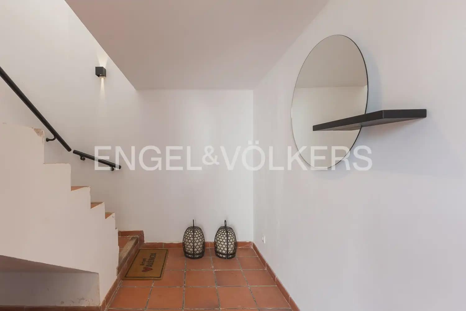 3 bedroom Villa for rent in Alginet with pool - € 3,300 (Ref: 9898001)