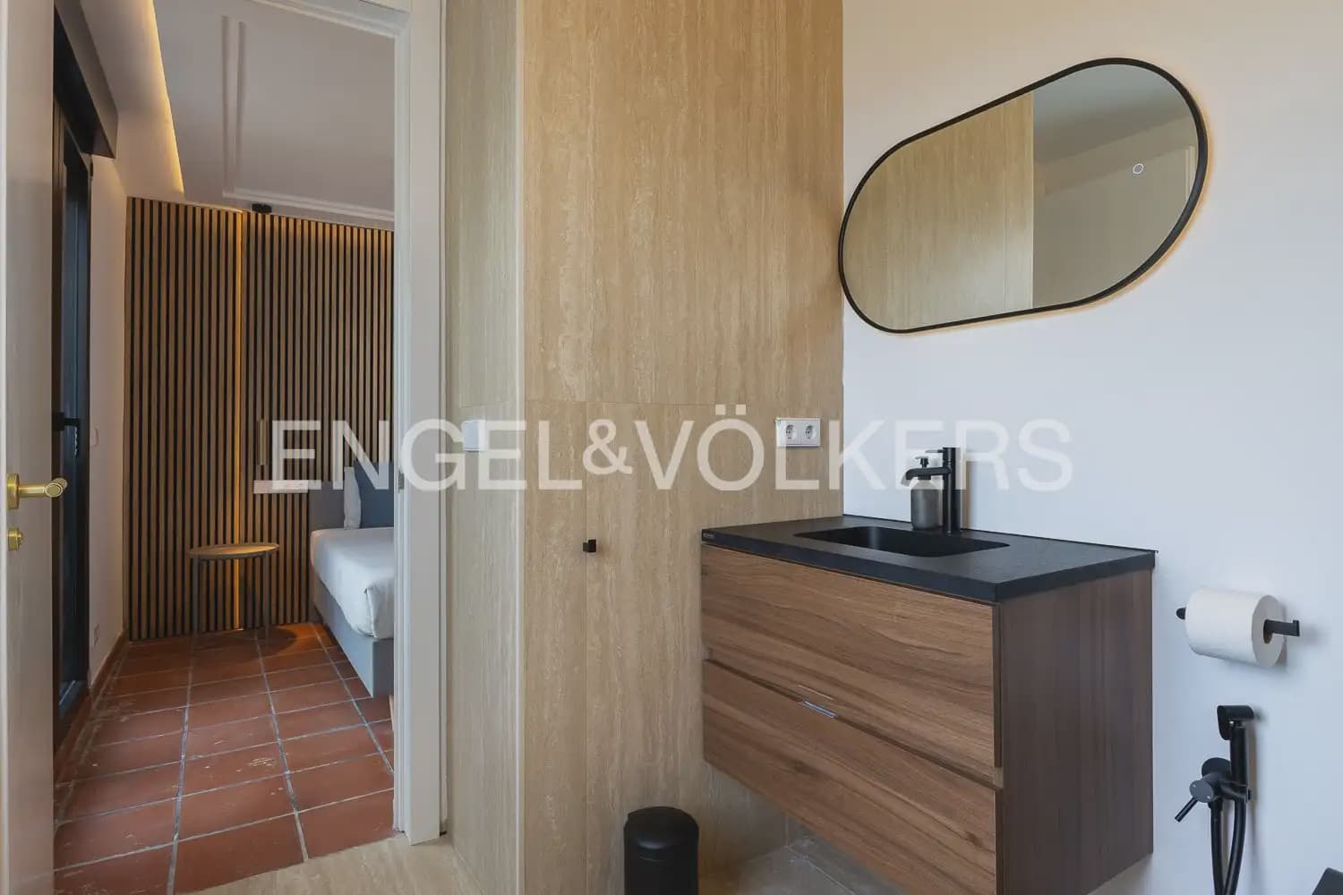 3 bedroom Villa for rent in Alginet with pool - € 3,300 (Ref: 9898001)