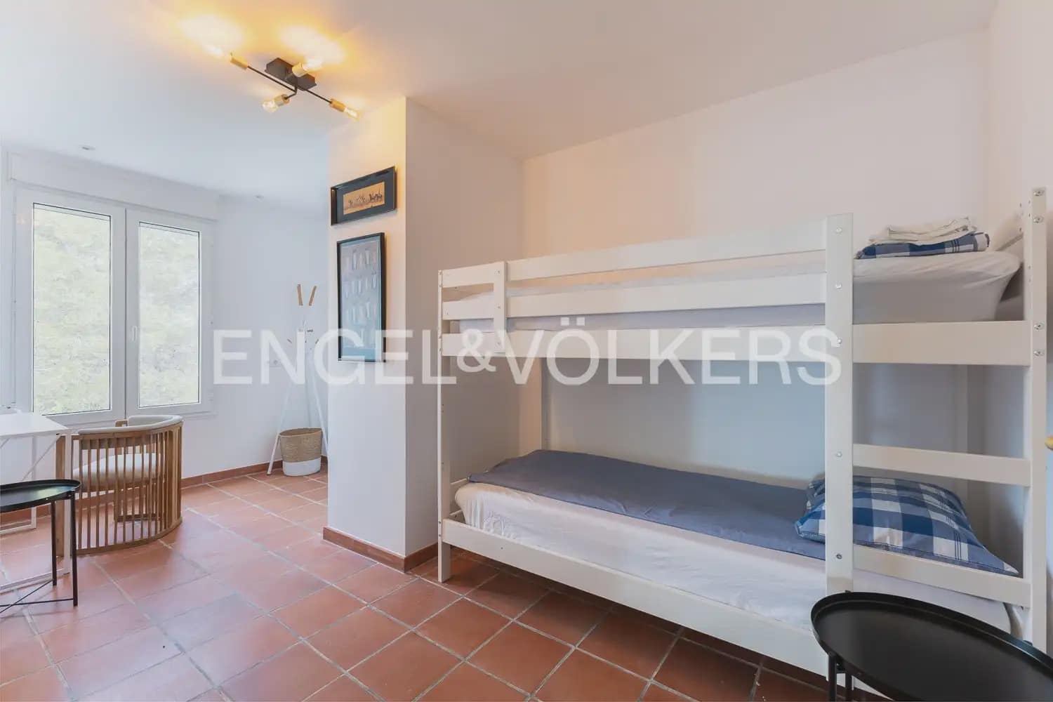 3 bedroom Villa for rent in Alginet with pool - € 3,300 (Ref: 9898001)
