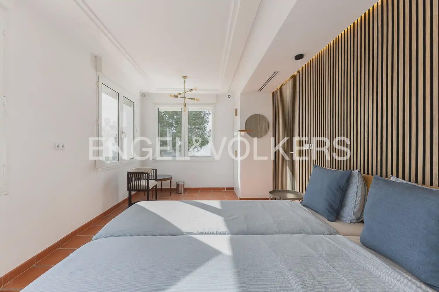 3 bedroom Villa for rent in Alginet with pool - € 3,300 (Ref: 9898001)