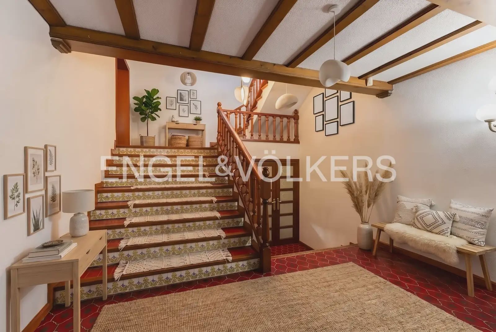 Chalet de 5 habitaciones en Vila-real en venta con garaje - 588.000 € (Ref: 9898003)