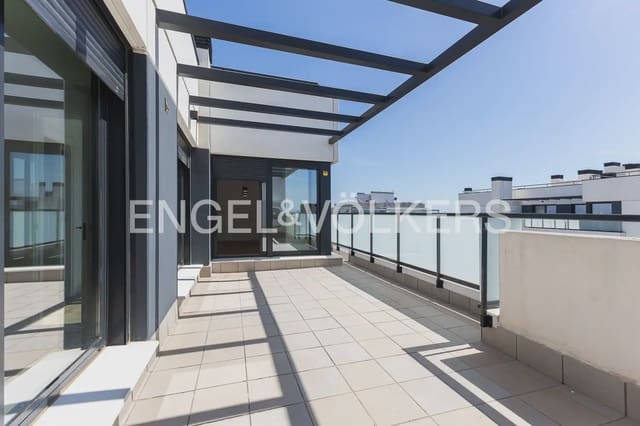 4 makuuhuone Kattohuoneisto vuokrattavana paikassa Ciutat de les Arts i de les Ciencies, Valencia kaupunki mukana uima-altaan 
autotalli - 3 300 € (Ref: 9898004)