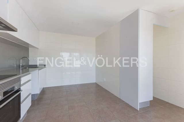 4 makuuhuone Kattohuoneisto vuokrattavana paikassa Ciutat de les Arts i de les Ciencies, Valencia kaupunki mukana uima-altaan 
autotalli - 3 300 € (Ref: 9898004)