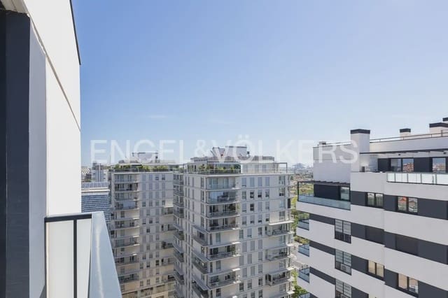 4 makuuhuone Kattohuoneisto vuokrattavana paikassa Ciutat de les Arts i de les Ciencies, Valencia kaupunki mukana uima-altaan 
autotalli - 3 300 € (Ref: 9898004)