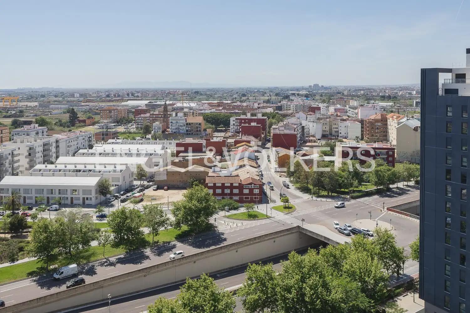 4 makuuhuone Kattohuoneisto vuokrattavana paikassa Valencia kaupunki mukana uima-altaan 
autotalli - 3 300 € (Ref: 9898004)