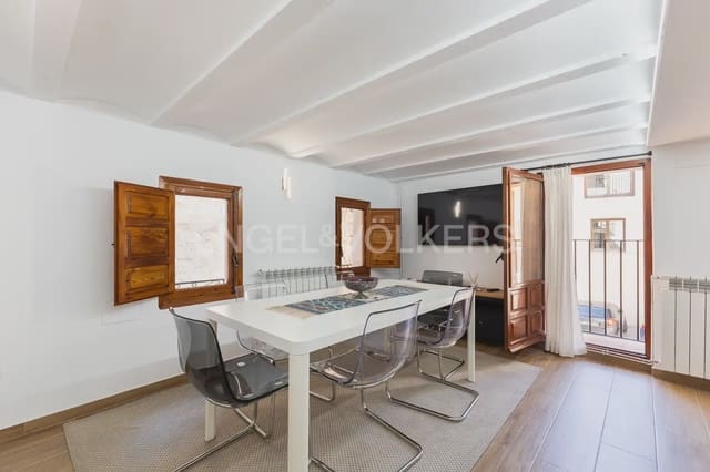 4 bedroom Townhouse for sale in Requena - € 370,000 (Ref: 9898005)
