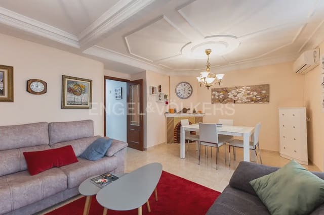 3 bedroom Apartment for sale in Requena - € 144,900 (Ref: 9898008)