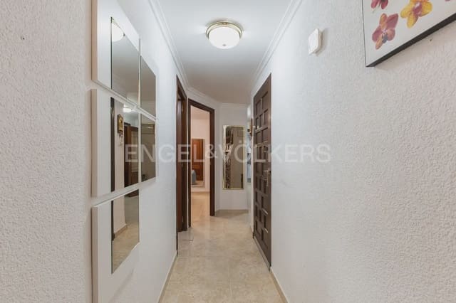 3 bedroom Apartment for sale in Requena - € 144,900 (Ref: 9898008)
