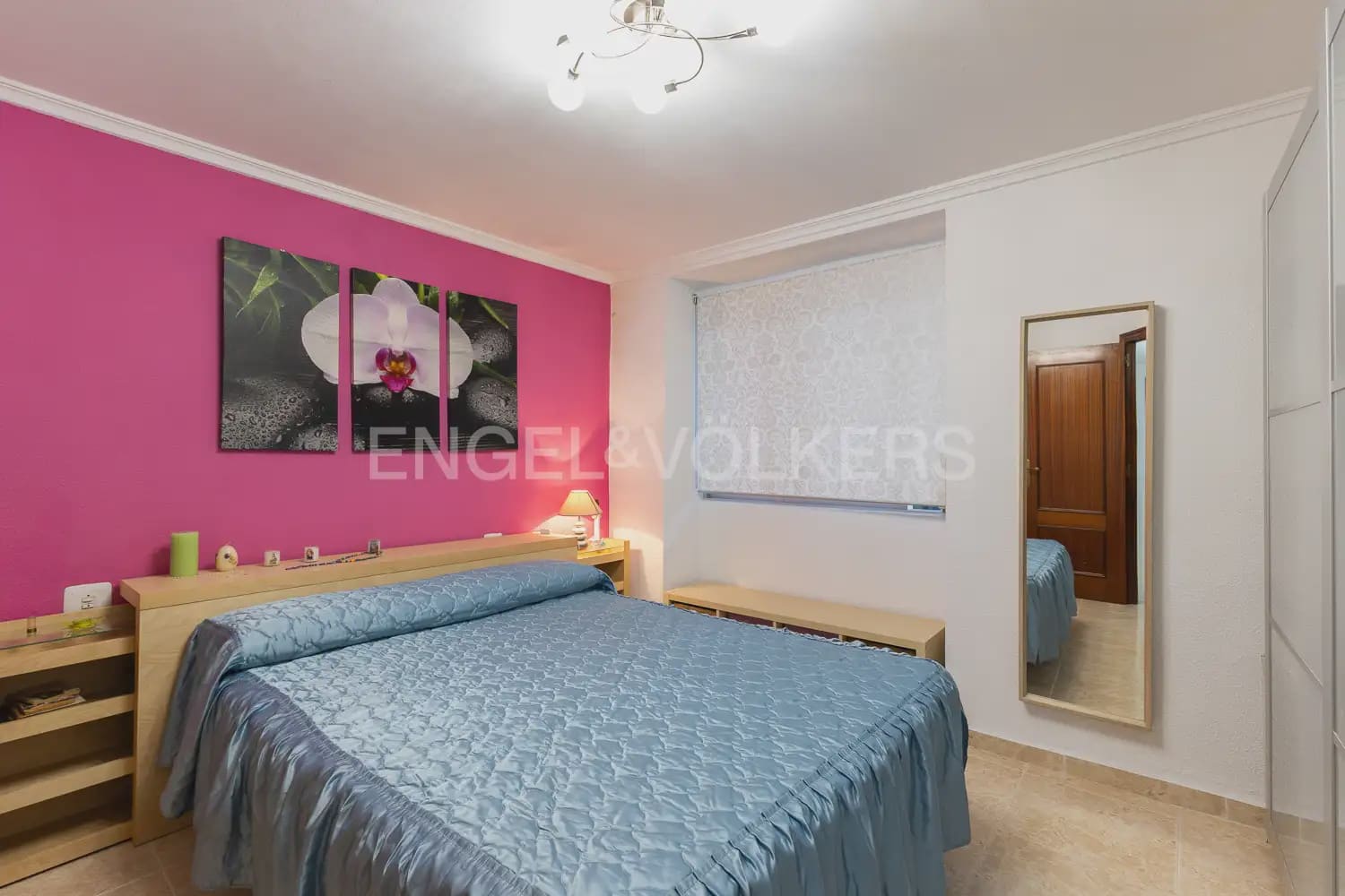3 bedroom Apartment for sale in Requena - € 144,900 (Ref: 9898008)