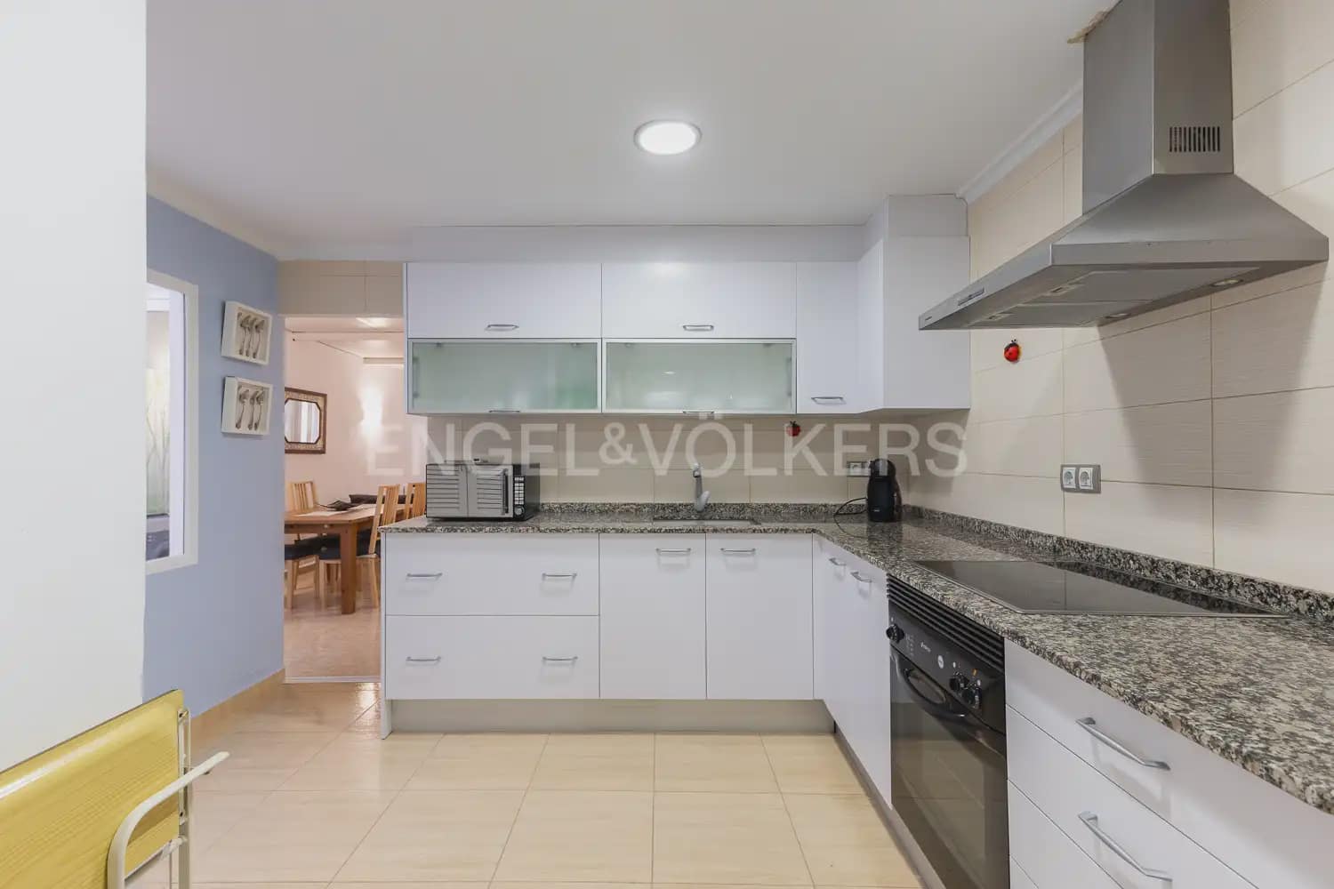 3 bedroom Apartment for sale in Requena - € 144,900 (Ref: 9898008)
