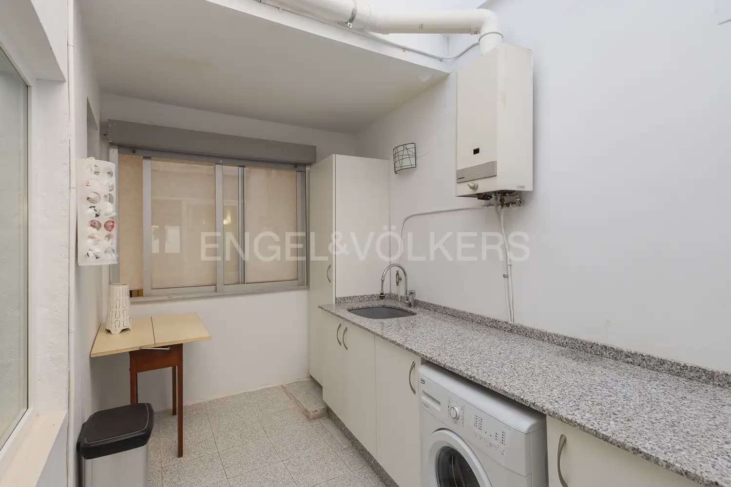 3 bedroom Apartment for sale in Requena - € 144,900 (Ref: 9898008)