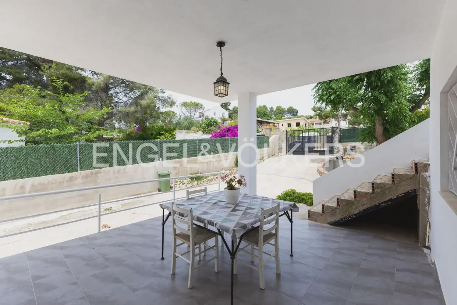 3 bedroom Villa for sale in Turis with pool garage - € 279,000 (Ref: 9898009)