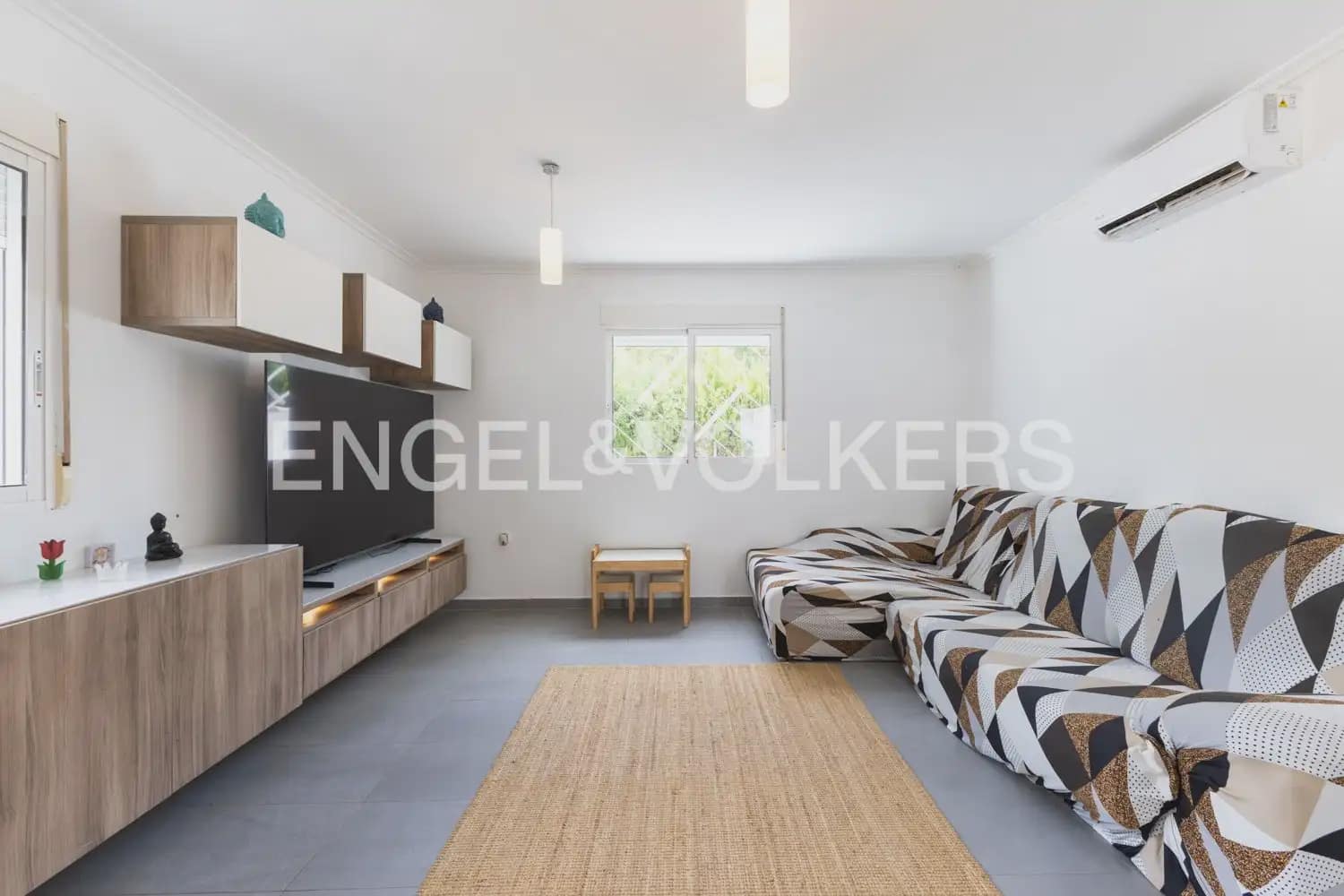 3 bedroom Villa for sale in Turis with pool garage - € 279,000 (Ref: 9898009)