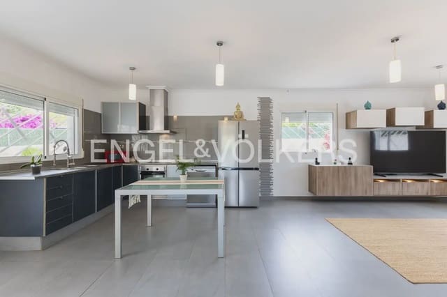 3 bedroom Villa for sale in Turís with pool garage - € 279,000 (Ref: 9898009)