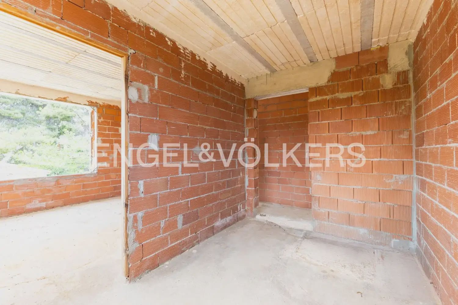 3 bedroom Villa for sale in Turis with pool garage - € 279,000 (Ref: 9898009)