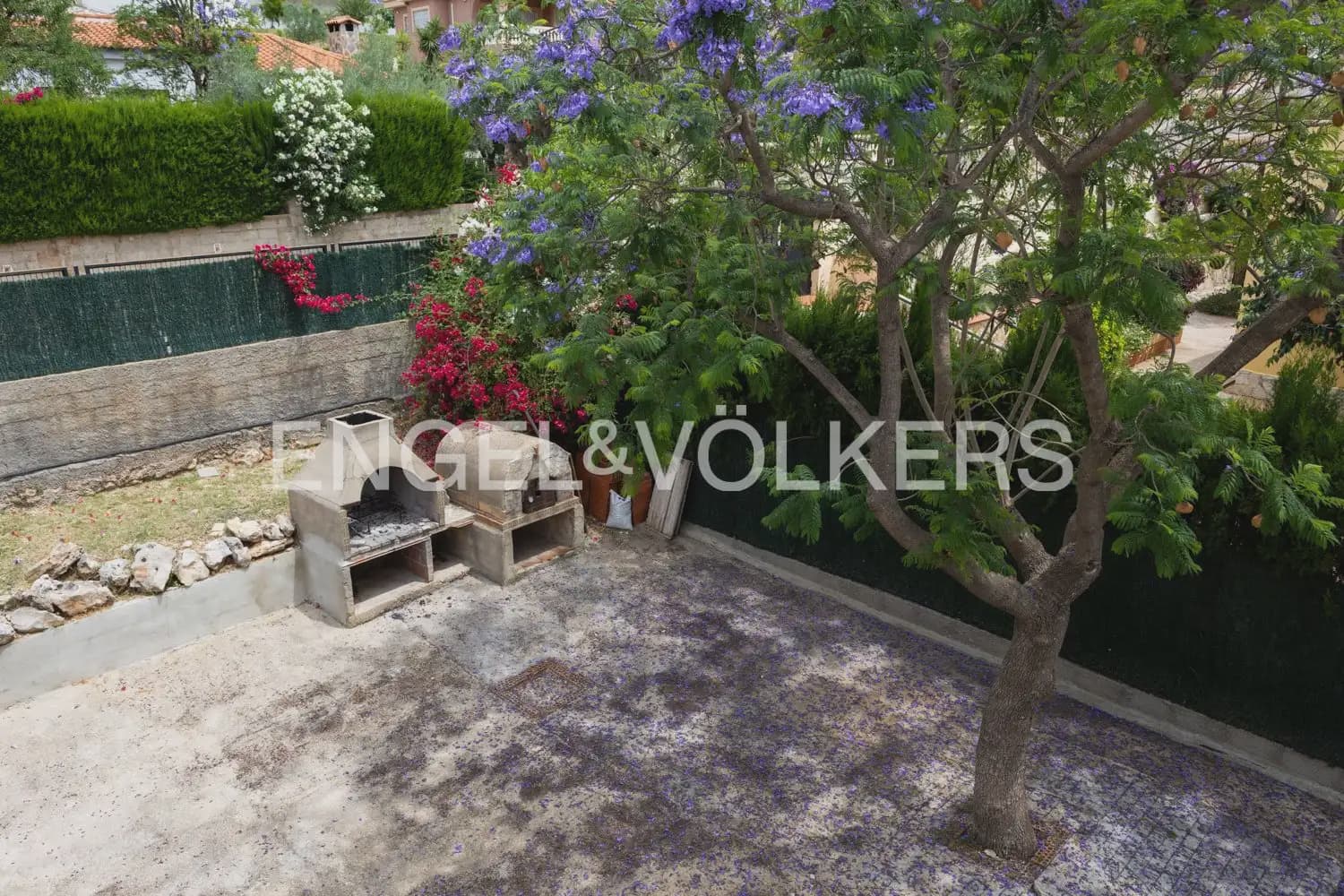 3 bedroom Villa for sale in Turis with pool garage - € 279,000 (Ref: 9898009)