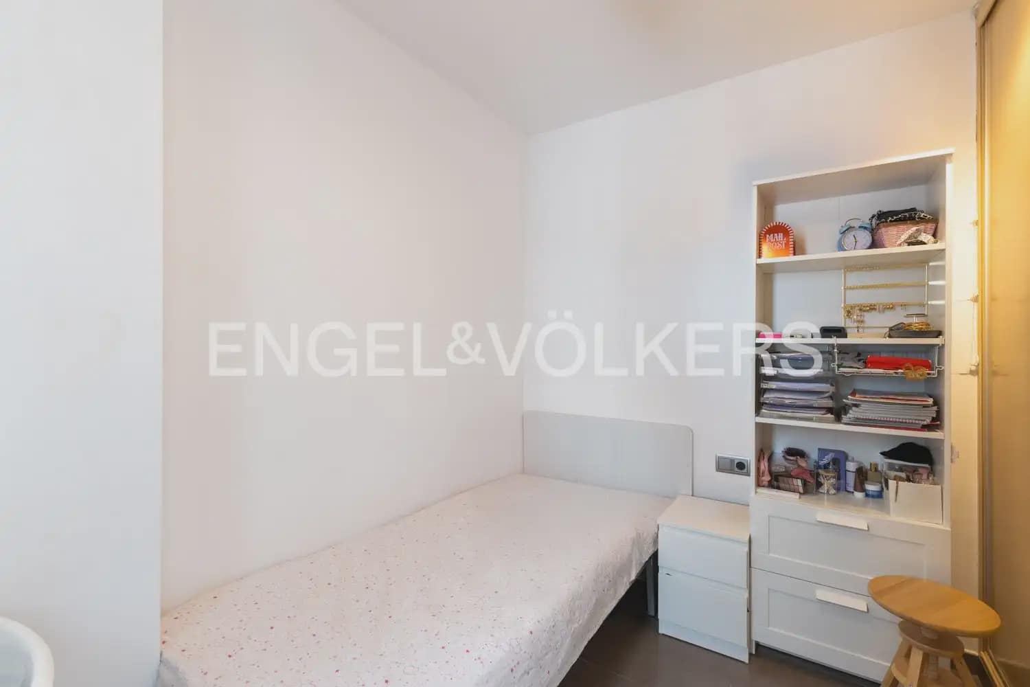 4 bedroom Townhouse for rent in Valencia city - € 1,800 (Ref: 9898010)