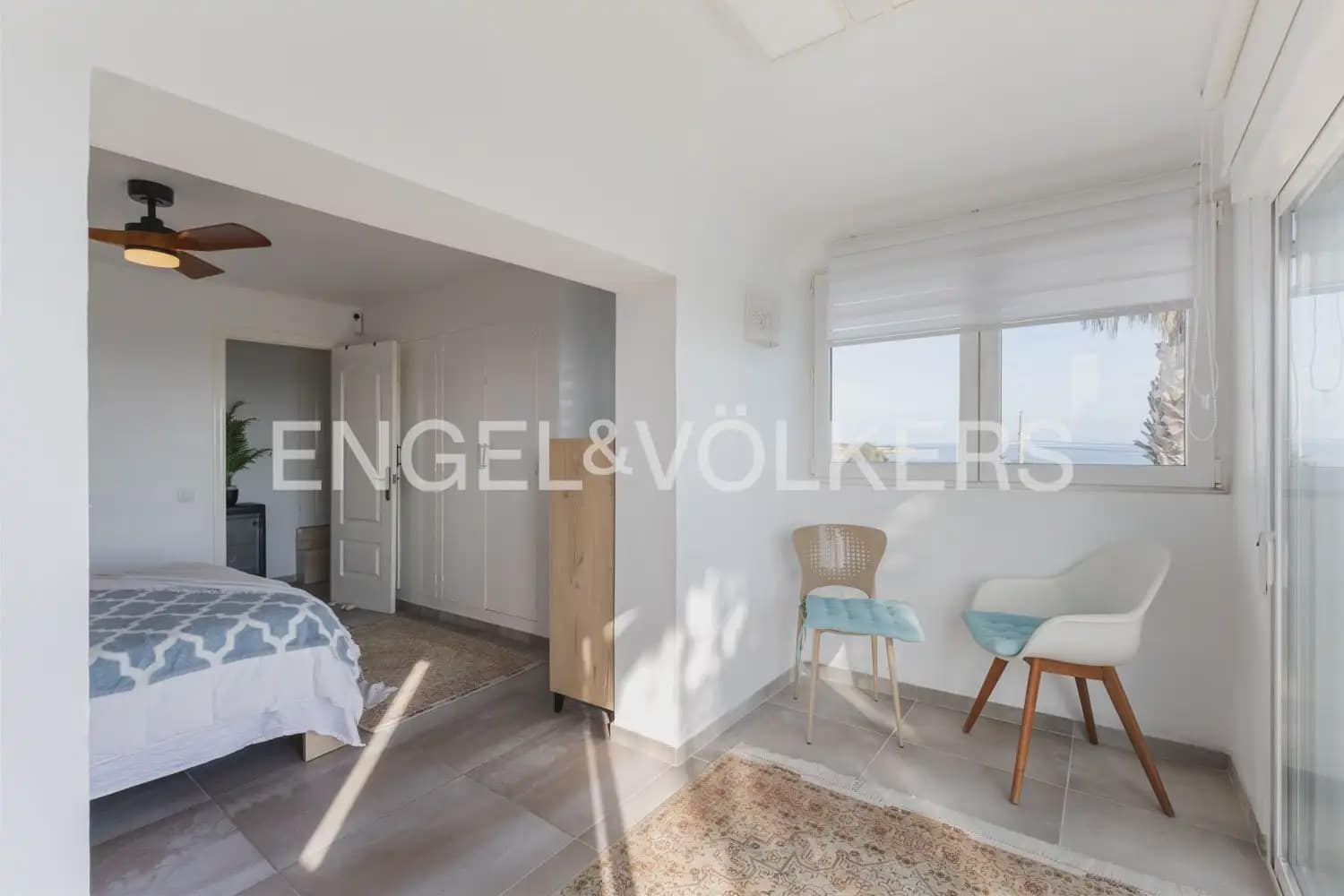 4 bedroom Villa for sale in Vinaros with pool garage - € 535,000 (Ref: 9898011)
