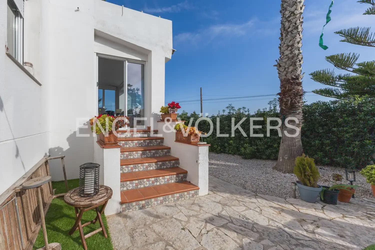 4 bedroom Villa for sale in Vinaros with pool garage - € 535,000 (Ref: 9898011)