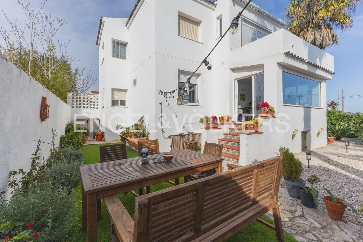 4 bedroom Villa for sale in Vinaros with pool garage - € 535,000 (Ref: 9898011)