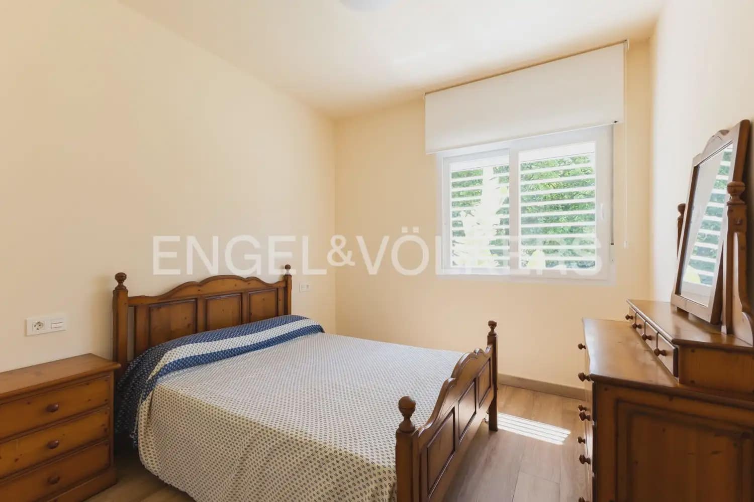 5 bedroom Villa for sale in Castello de la Plana with pool garage - € 1,150,000 (Ref: 9898012)